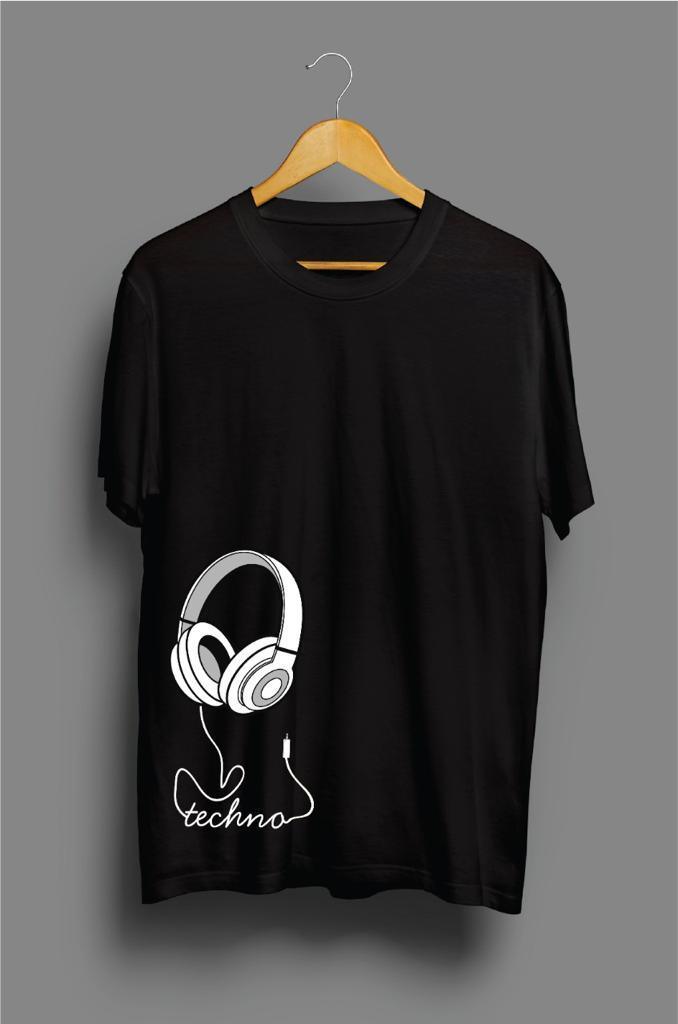 Techno Headphones Black Printed tshirt